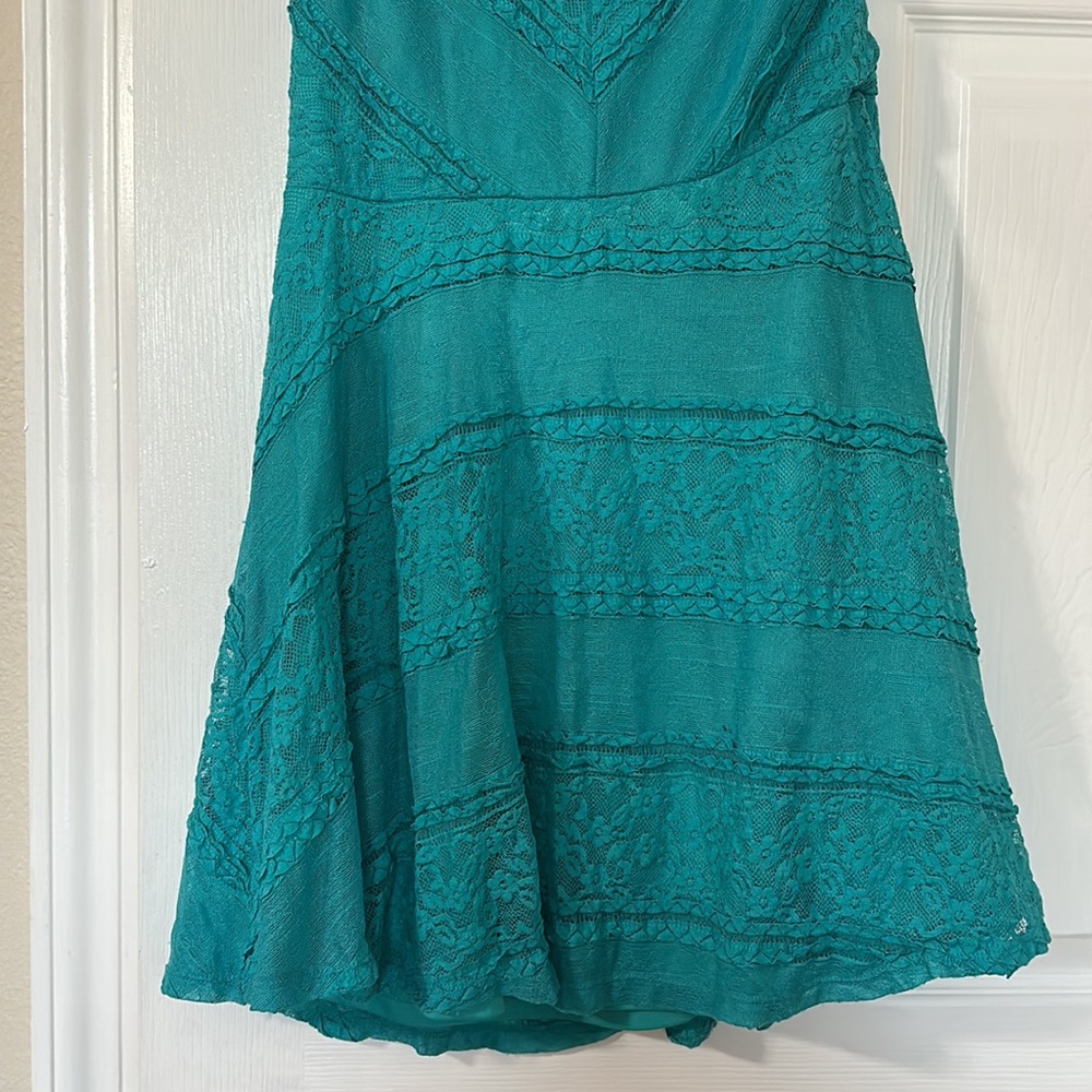 Charlotte Russe | Lace Floral Dress - Picture 3 of 7